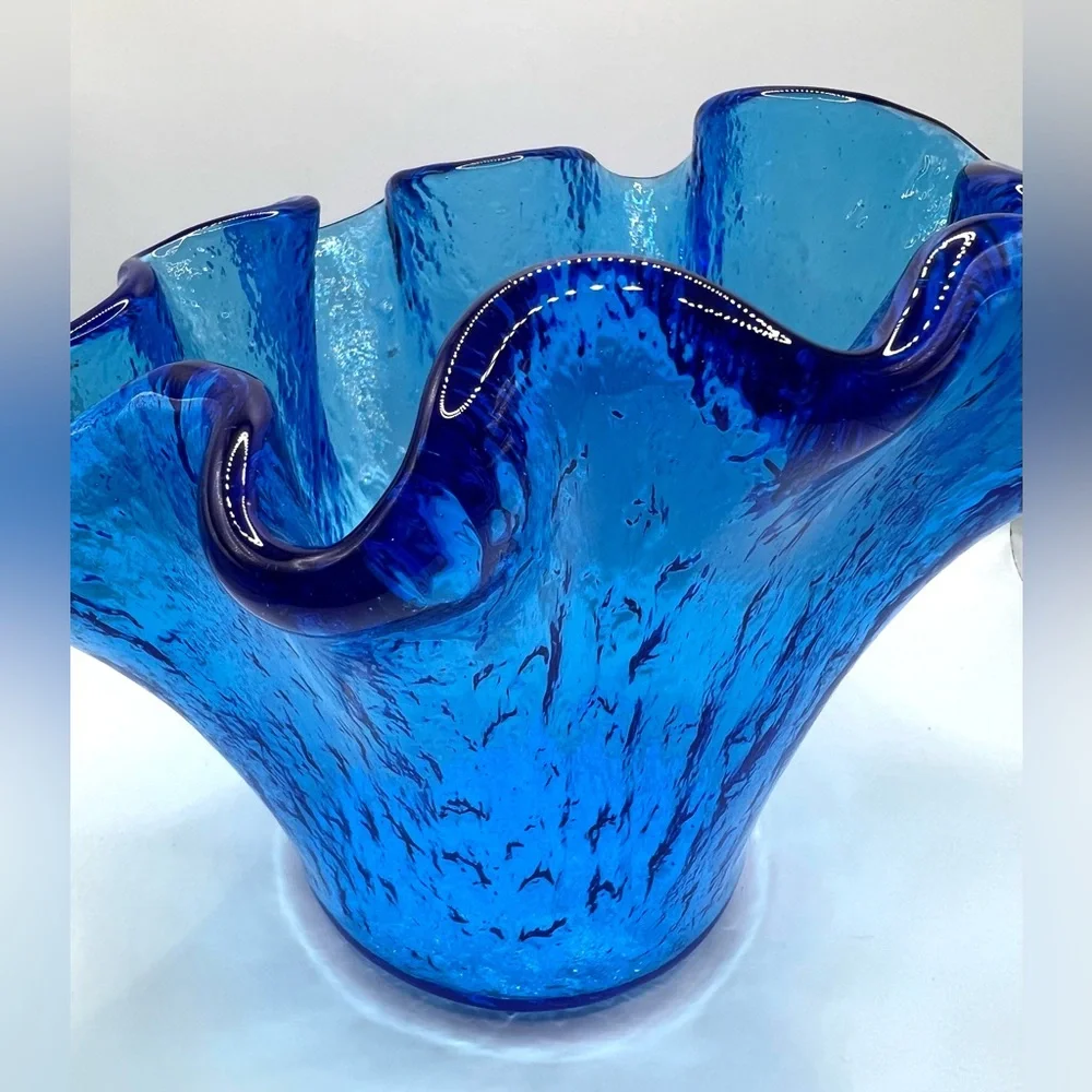 Cobalt Blue Art Glass Handkerchief Handblown Bowl Vase Abstract Fluted Edges 10